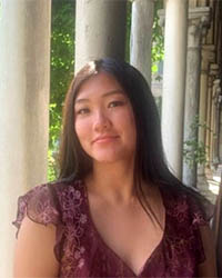 photo portrait of Katherine Zhao