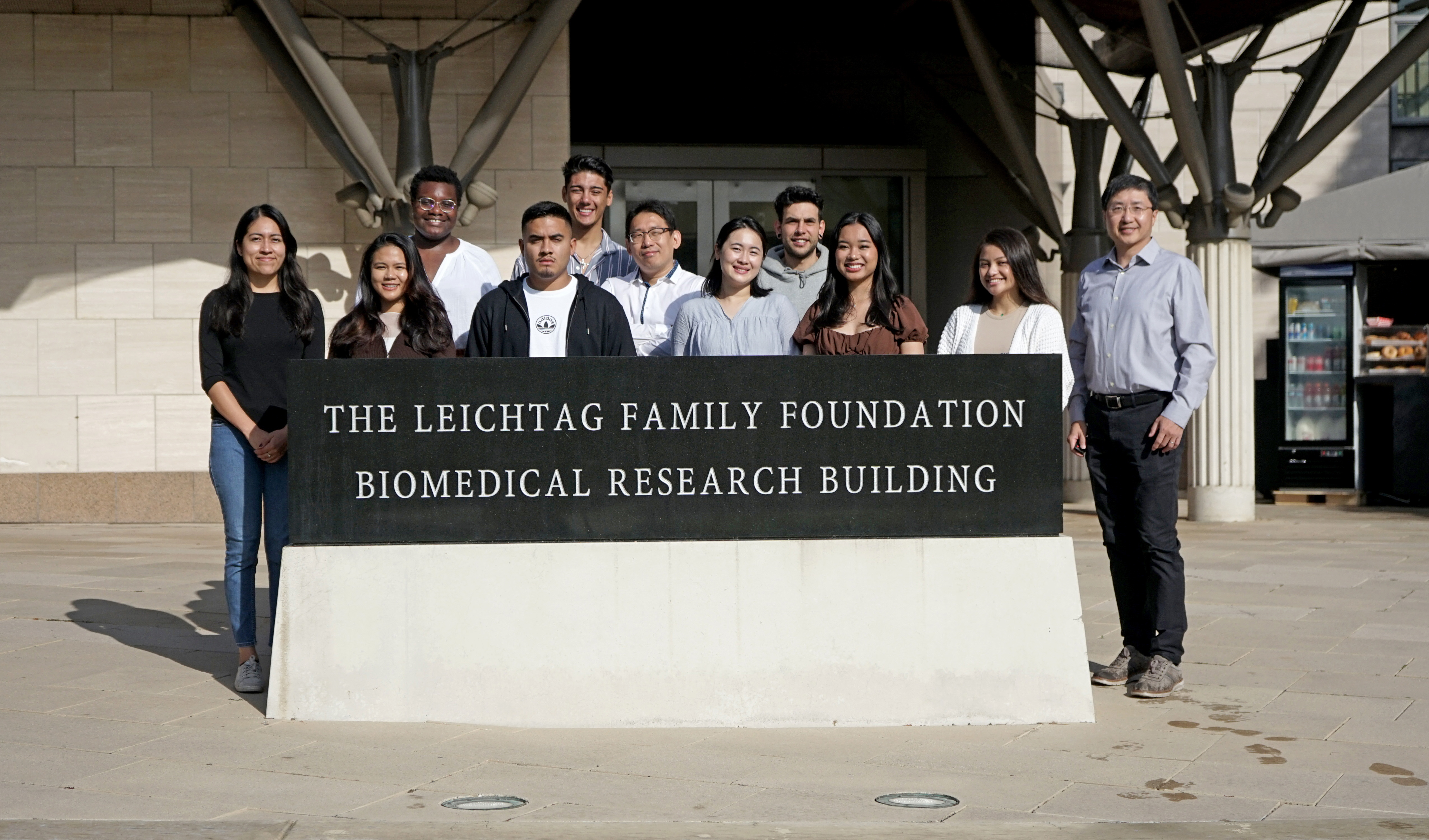Zheng lab picture from 2023